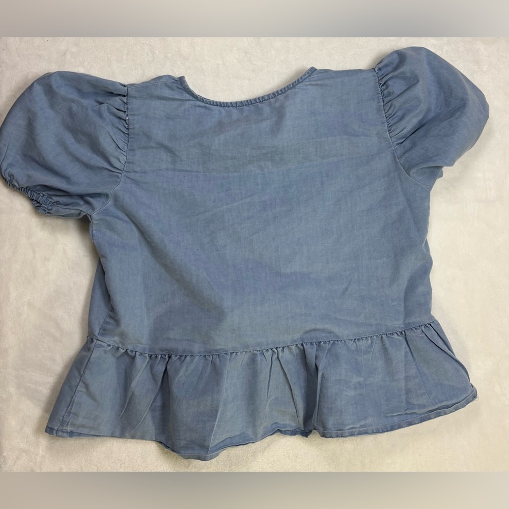 Sim & Sam women’s size M blouse with puff sleeves,front tie bows, and peplum hem - Picture 2 of 7